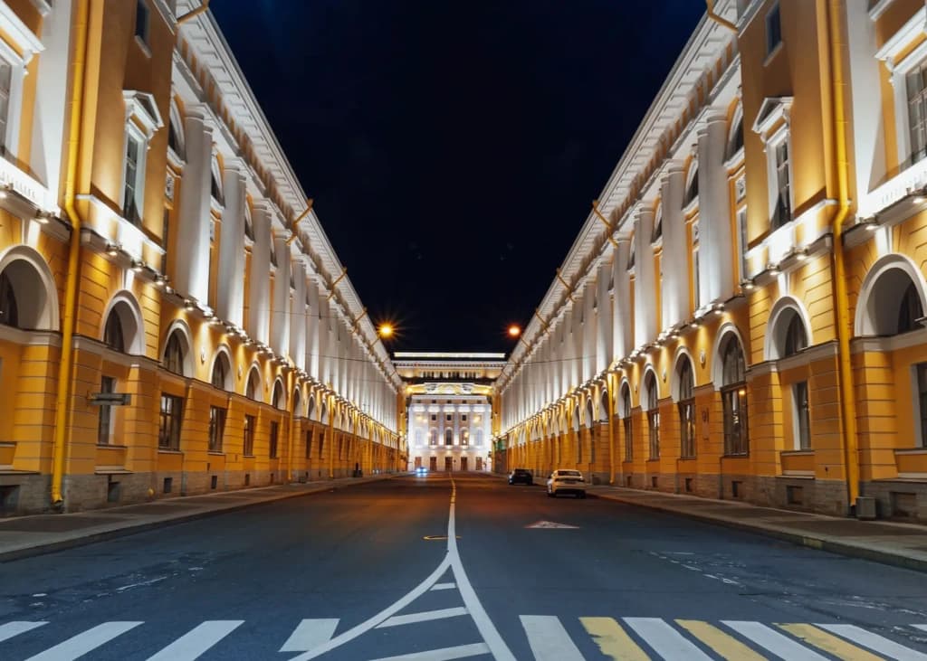 От старейшего кинотеатра до Чижика Пыжика: интересный маршрут по центру Петербурга