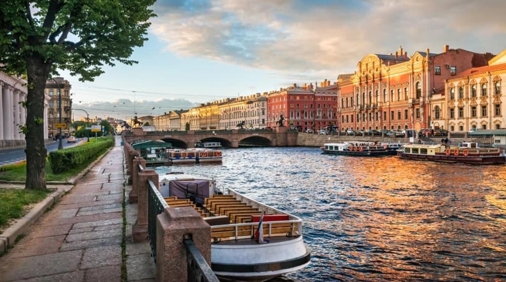 Набережная реки Фонтанки / Источник: shutterstock.com